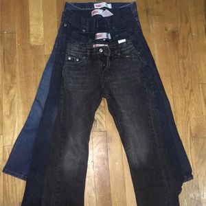 Four Levi’s jeans for boys